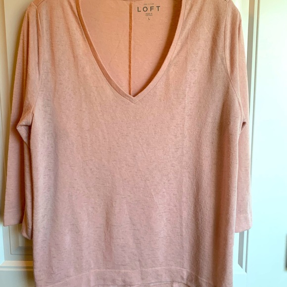 LOFT Tops - LOFT 3/4 sleeve vneck top in light pink L
